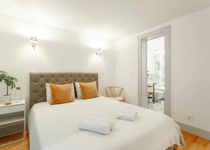 Bedrooms In Shared In Modern In Downtown