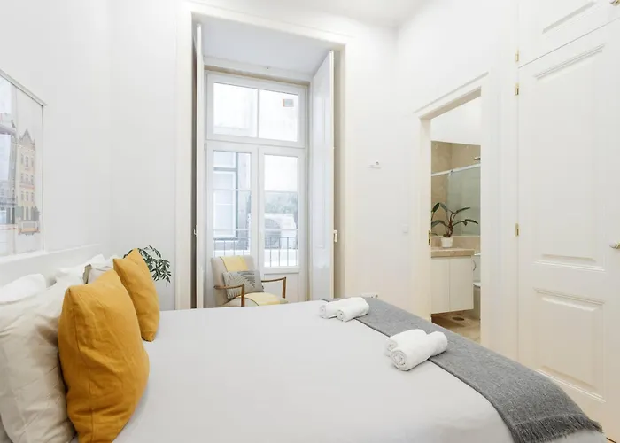 Konukevi Bedrooms In Shared In Modern In Downtown *
