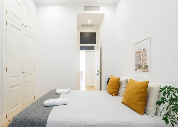 Bedrooms In Shared In Modern In Downtown * Lisboa