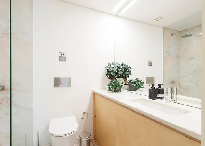 Bedrooms In Shared In Modern In Downtown * Lisboa